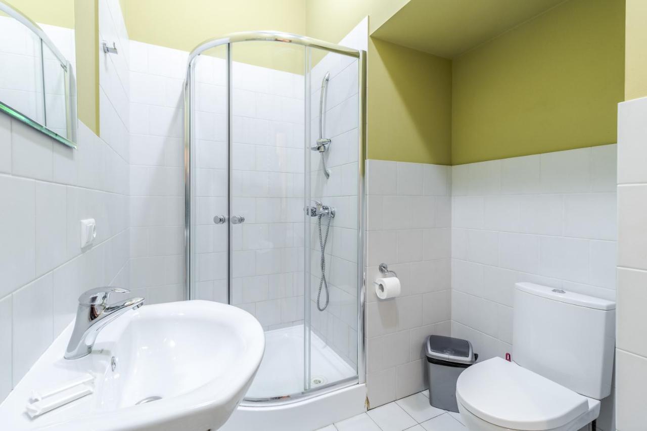 Apartment On Stavropihiiska Street 3 리비프 외부 사진