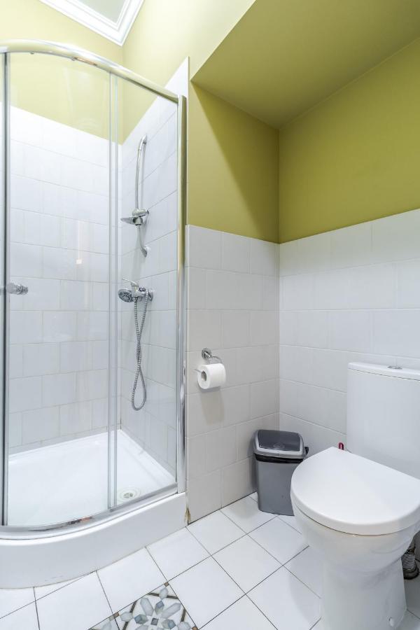 Apartment On Stavropihiiska Street 3 리비프 외부 사진