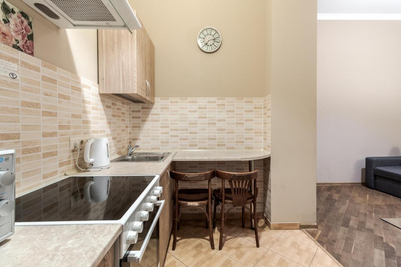 Apartment On Stavropihiiska Street 3 리비프 외부 사진